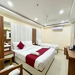 Hotel Srk ! Varanasi ! Fully-Air-Conditioned Hotel At Prime Location With Lift-Wifi-Restaurant Availability, Near Kashi Vishwanath Temple, And Ganga Ghat, Luxurious Rooms